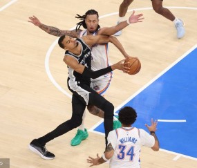 亚历山大32+9文班20分 雷霆胜马刺总分3-2