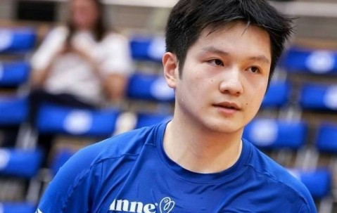 郝帅:樊振东欧冠决赛换海绵还是大意了 平时训练行半决赛决赛压力太大
