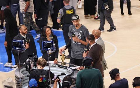你是什么MVP？文班亚马力压亚历山大 斩获西部决赛MVP